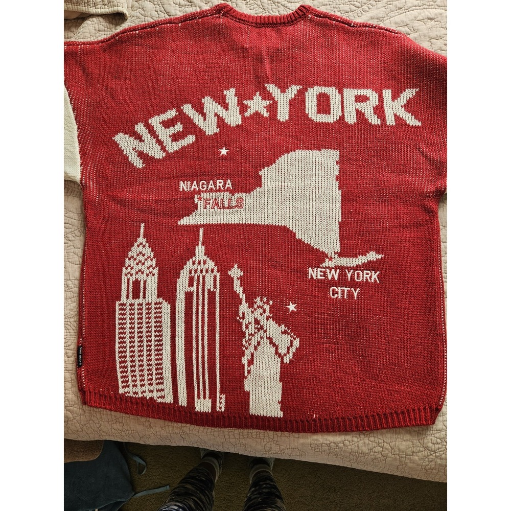 NWOT Spirit Jersey Women's New York Red Ivory LS Knit Sweater & Shorts Set, Med. - Picture 2 of 12